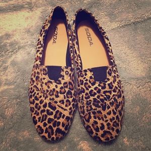Leopard print slip-ons