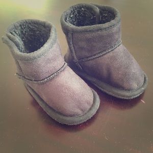 Baby black boots