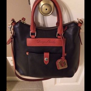 Dooney & Bourke shoulder bag/satchel