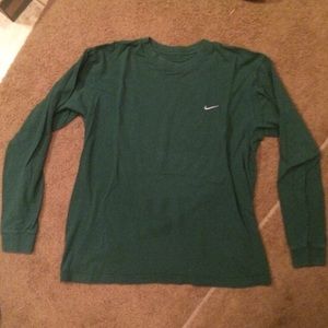 Men's long sleeve Nike tee shirt