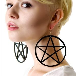 Large witchy pentagram earrings
