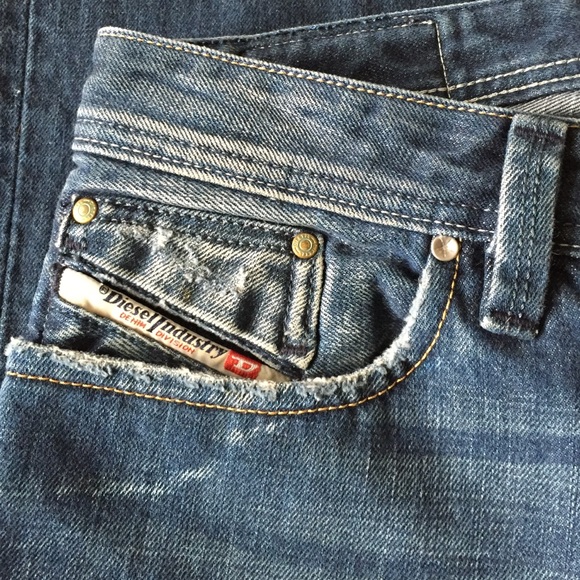 Mens Diesel Jeans - Picture 3 of 4