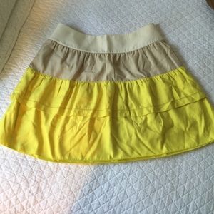 NWOT Banana Republic Skirt: 2