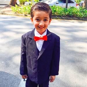 Meet your Posher, Manija