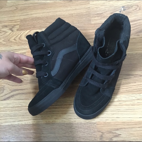 vans wedge sneakers 44 vans shoes vans wedge sneakers size 8 vans wedge sneakers 44 vans shoes vans wedge sneakers size 8