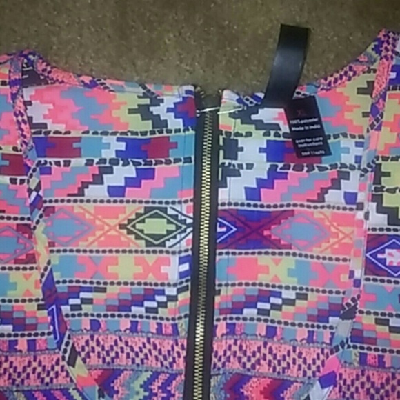 Aztec print blouse - Picture 2 of 2
