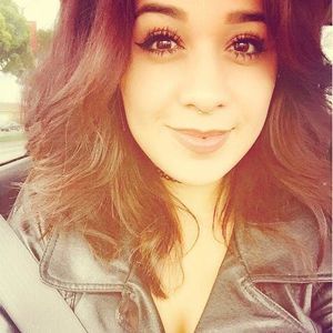 Meet your Posher, Jenn