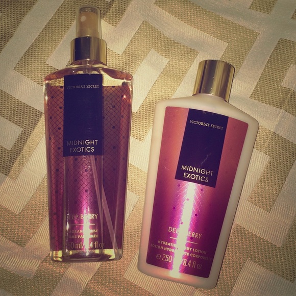 Victoria's Secret Deep Berry Fragrance Set
