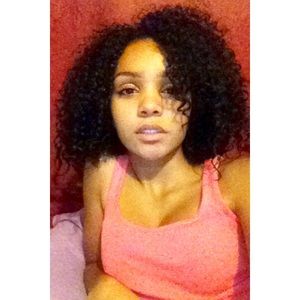 Meet your Posher, Tyra