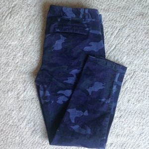 Perfect Gap Camo Skinnies!