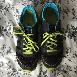 Adidas climacool tennis shoes