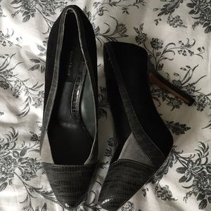 White House black market 4 inch heels