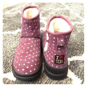 Limited edition I ❤️ ugg boots