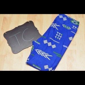 Amazingly soft leggings! Gorgeous Aztec print