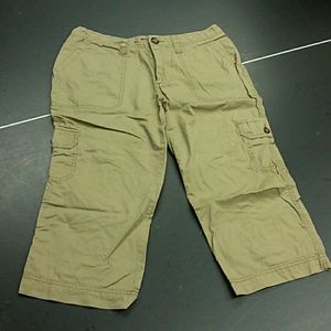 Merona Capri pants