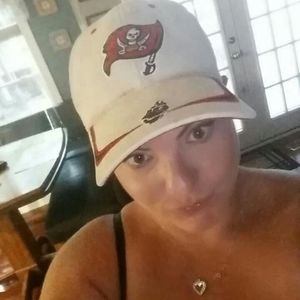 Meet your Posher, Brenda