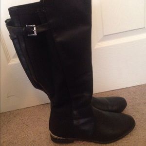 💢 Women's wide 8 1/2 boots