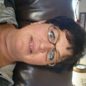 Meet your Posher, Tonya