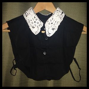 Lace Faux Peter Pan Collar