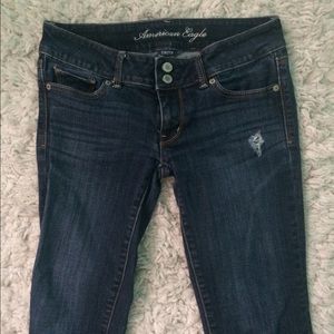 American Eagle loose ankle jeans