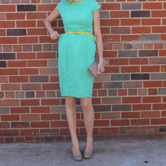 Emerald Green Sheath Cocktail Dress with Pockets - Picture 2 of 4