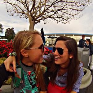 Meet your Posher, Claudia