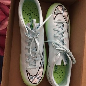Women Nike Mercurl Veloce 2FG soccer cleats