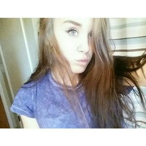 Meet your Posher, Alyssa