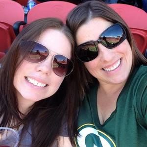 Meet your Posher, Leanne