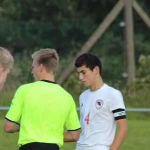 Meet your Posher, Louis