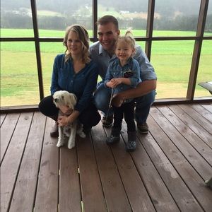 Meet your Posher, Crystal