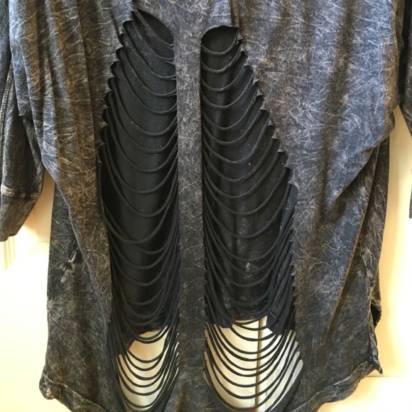 Gypsy 05 Open Back Top - Picture 3 of 3