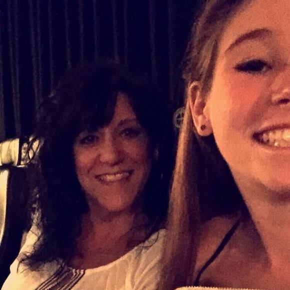 Meet your Posher, Terri - Picture 1 of 1