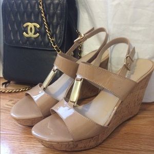 ARTURO CHIANG nude wedges