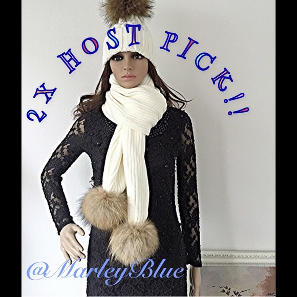 White SCARF w Genuine Fur Pompom - Picture 2 of 3