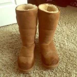 tall chestnut uggs