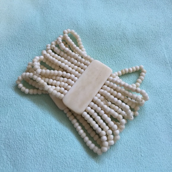 Beaded bracelet