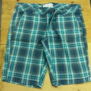 Aeropostale blue plaid bermuda shorts