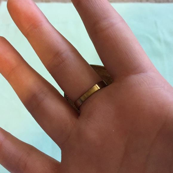 Heart ring - Picture 3 of 3