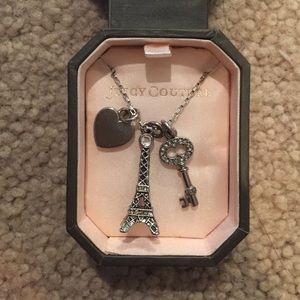 3 charm juicy couture necklace