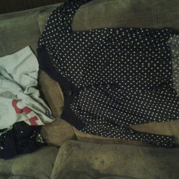 H &M shirt