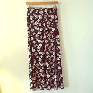 Amazing floral maxi skirt with slit on left side