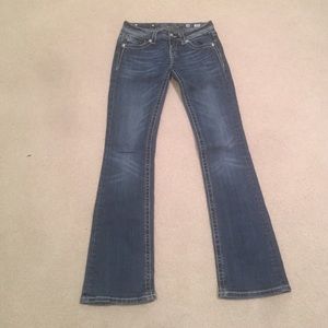 Slightly worn Miss Me jeans size 26