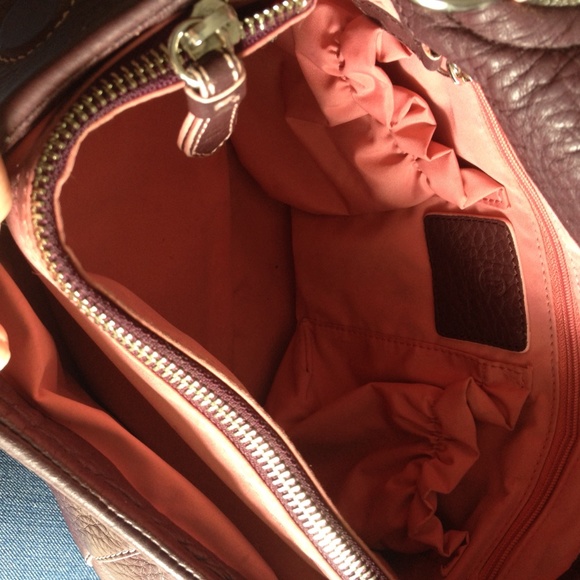 HP🌺 COLE HAAN Dark Plum w/ Pink Trim Leather Bag - Picture 3 of 5