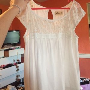 White lace crop top hollister