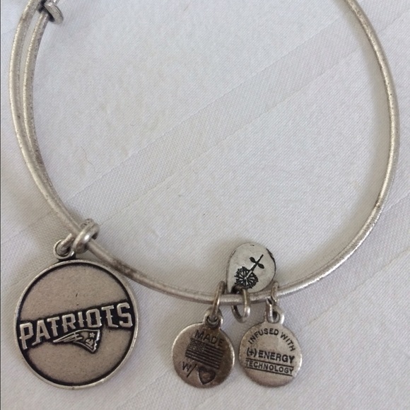 Alex and Ani patriots bangle