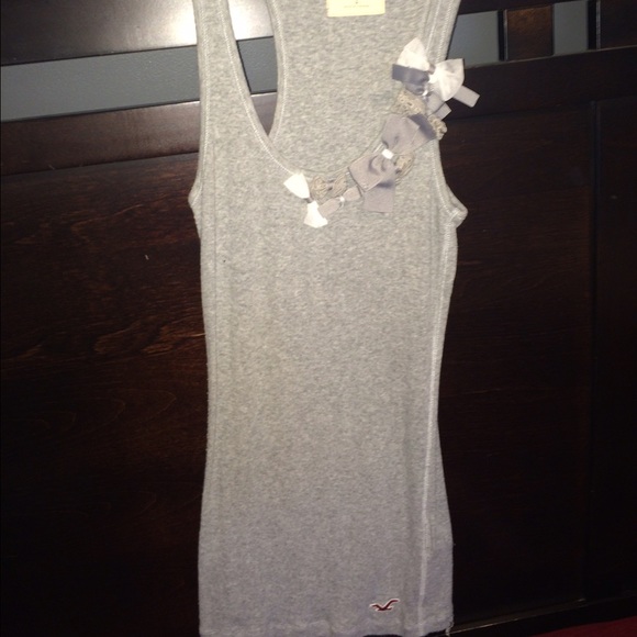 Hollister tank