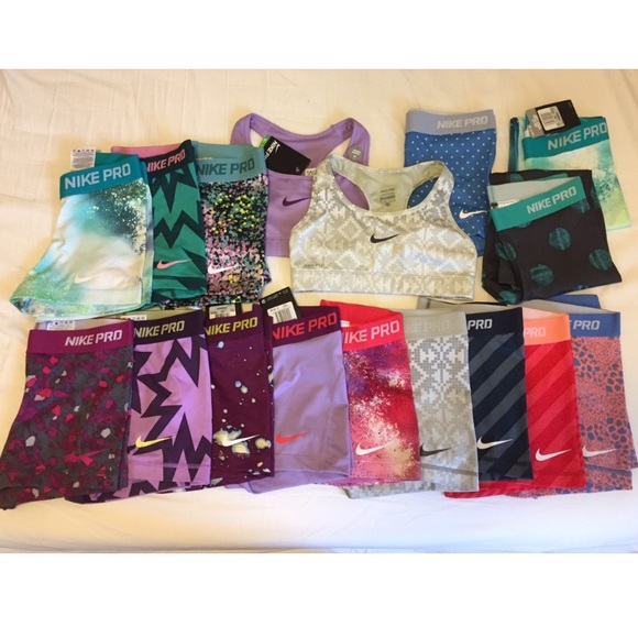 Nike Pro Closet for Sale. XS-M.