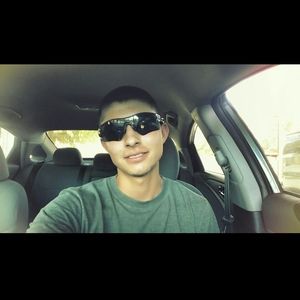 Meet your Posher, Diego