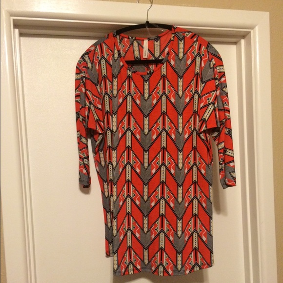 Multi color top